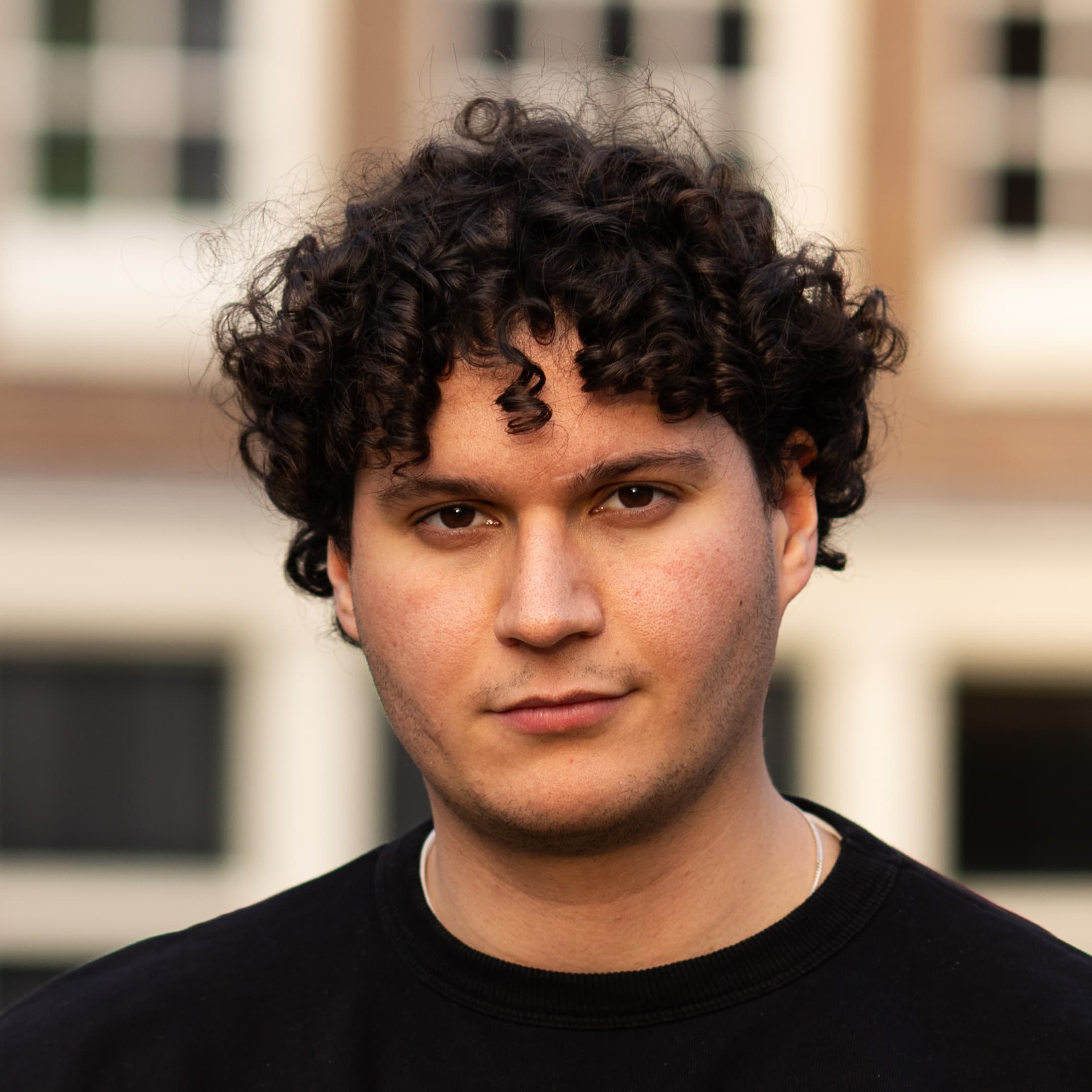 Portret van Julian van den Tooren